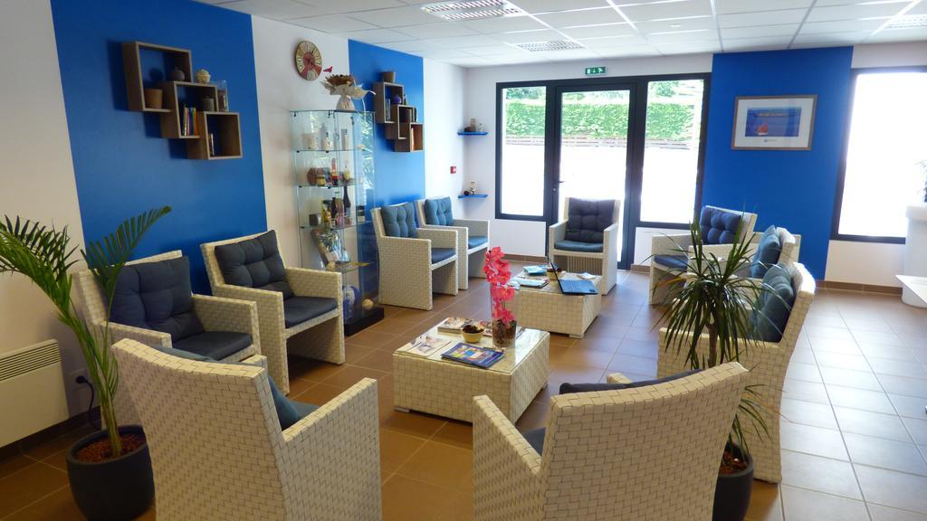 Goelia Les 7 Iles Aparthotel เปโรส กีเรค ภายนอก รูปภาพ