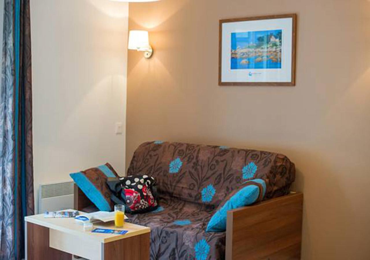 Goelia Les 7 Iles Aparthotel เปโรส กีเรค ภายนอก รูปภาพ